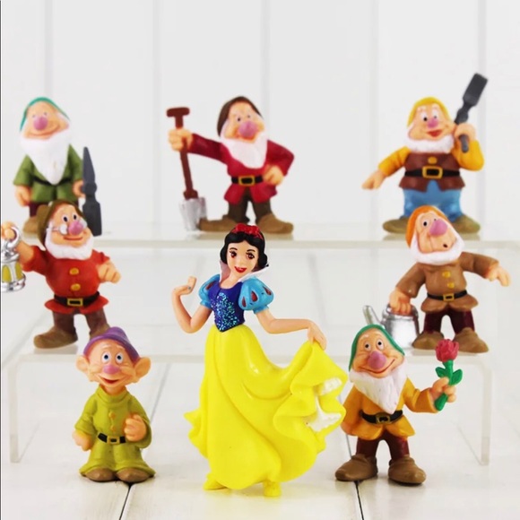 ✨✨Disney’s Animator’s Snow White & 7 Dwarfs Set✨✨ - Picture 5 of 5